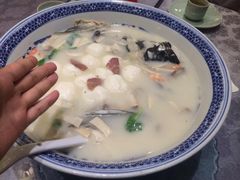 极品鱼头皇-山外山·林语花园餐厅