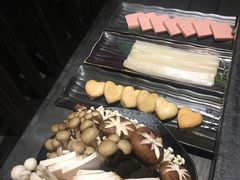 -湊湊火锅·茶憩(新中关购物中心店)