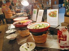 -亚龙湾希尔顿自助餐厅·海鲜·烧烤·沙滩BBQ·现场乐队