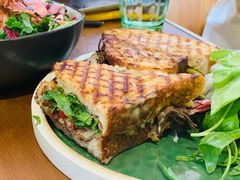 超级牛肉帕尼尼-O'mills Sourdough Bakery&Bistro(永嘉路店)