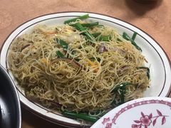 新兴炒米粉-红炎炎农家菜老字号(金水台店)