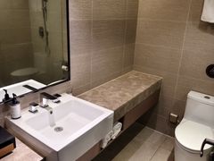 -如家精选酒店(广州萝岗宝能演艺中心香雪地铁站店)