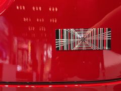 -TESLA 特斯拉(上海太古汇体验店)