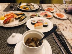 -华强广场酒店-椰香高空自助餐厅