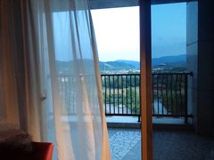 -金孔雀温泉旅游度假村