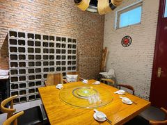 -苹果树下艺术餐厅(宋庄店)