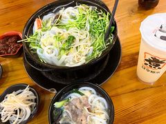 小咸菜-丽虹云南过桥米线(兴工街店)