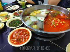 餐具摆设-周良天山牛杂城(天山路总店)