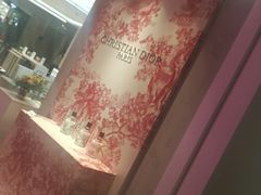 -DIOR迪奥(德基广场女装店)