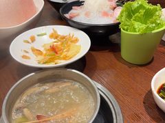 -东海怡品海鲜豆捞(舟宿夜江店)