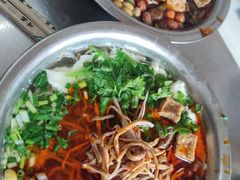 -老五鸡丝豆花面粉(瑞金北路68号院店)