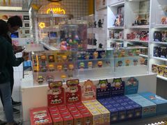 -泡泡玛特POPMART(上海环球港店)
