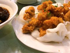 -鞍山大白鲨美食酒店