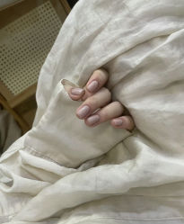 -赢韵美甲美睫瑞士净斑中心