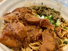 -佬钱湾仔(衣裳街店)