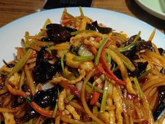 -三居鲁味坊黄焖鸡(山大路店)