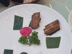 -刘姐啤酒鱼民族演艺餐厅(西街总店)
