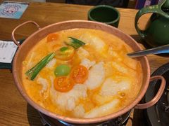 版纳野果酸汤鱼-云海肴·汽锅鸡·云南菜(苏州中心店)