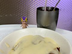 猪颈肉芝士捞公仔面-新记餐厅(香槟大厦店)
