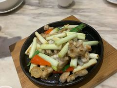 -香港百合居(LCM置汇旭辉广场店)