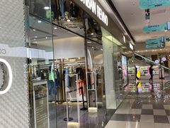 -URBAN REVIVO(济南世茂广场店)