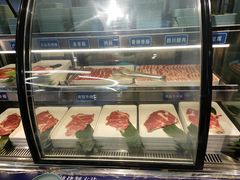 面包甜点陈列柜-蚝英雄鲜蚝自助专门店(长楹天街直营店)