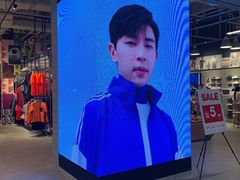 -adidas(正佳广场店)