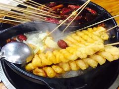 -灌县老妈砂锅串串香(万科红生活广场店)