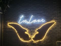 -INLOVE Live House