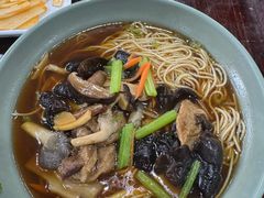 -重元寺香积厨素斋馆