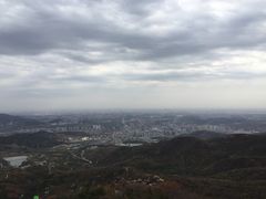 -定都峰