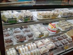 面包甜点陈列柜-新侨三宝乐面包店(崇文门店)