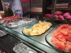 -领鲜活海鲜榴莲自助火锅(东门店)