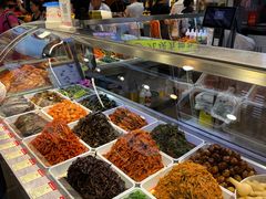 -中东大市场美食城