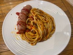 肉酱面-汽车博物馆主题餐厅