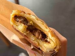 草莓红丝绒瑞士卷-星巴克臻选(广州沙面店)