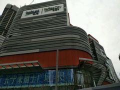 -华为授权体验店(中山公园来福士)