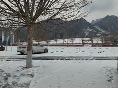 -荣盛康旅野三坡滑雪场