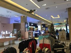 -芽庄中心购物广场