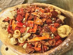 干煸肥肠-春常在云南私房菜