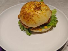 黄金三脆多汁鸡堡-必胜客(上海新南方商城PH店)