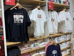 -优衣库(郑州丹尼斯大卫城店)