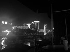 -星巴克(南宁民歌湖店)