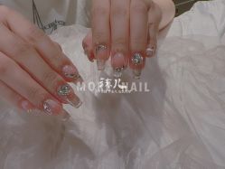 -沫儿·美甲美睫·半永久·皮肤管理