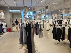 -美特斯邦威(新天地购物中心店)