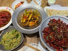 -叶派龙虾•招牌香辣蟹·海鲜(中海国际店)