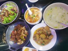 -醉美云南·云南菜主题餐厅(昆明站北京路双龙商场店)