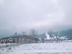 -丝绸之路山地度假区滑雪场