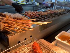 -四囍码头海鲜烧烤自助火锅(外滩南京东路悦荟广场店)