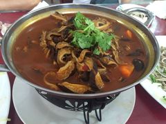 -溢心园香河肉饼总店